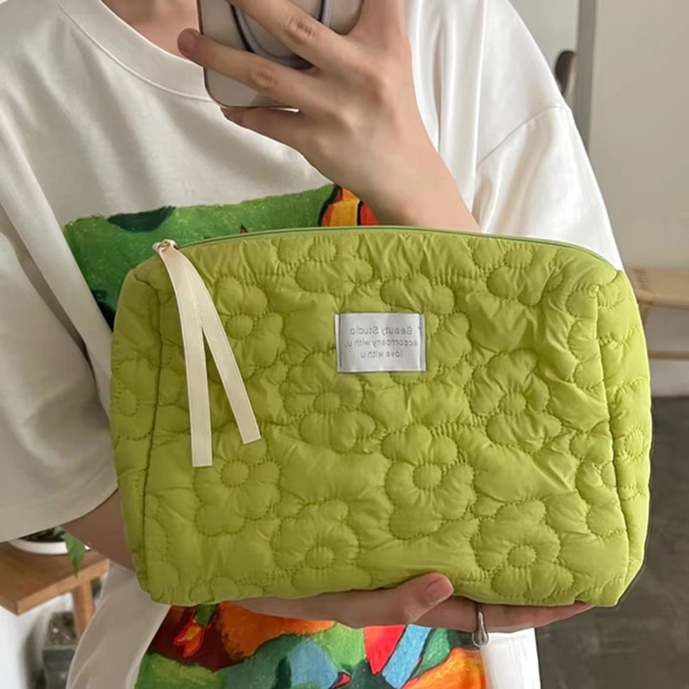 Tas Rias Wanita Pola Bunga Bar - Cosmetic Bags ulasan dan harga